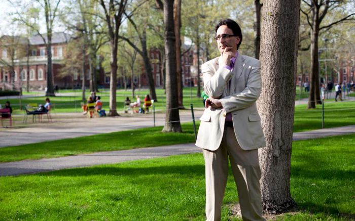 Ο Καθηγητής Ροϊλός από τη Στεμνίτσα στην Επιτροπή “Ελλάδα 2021”!