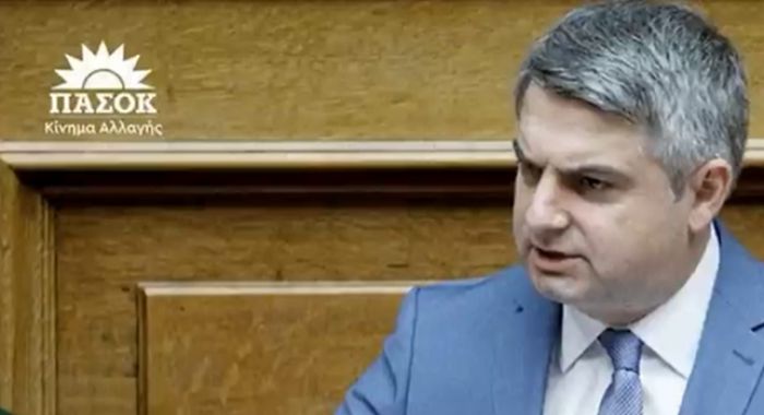 Κωνσταντινόπουλος: &quot;Ο ΣΥΡΙΖΑ έδωσε την πρώτη κατοικία στα funds και τώρα η ΝΔ δίνει σε δύο funds το δημόσιο σύστημα υγείας&quot;