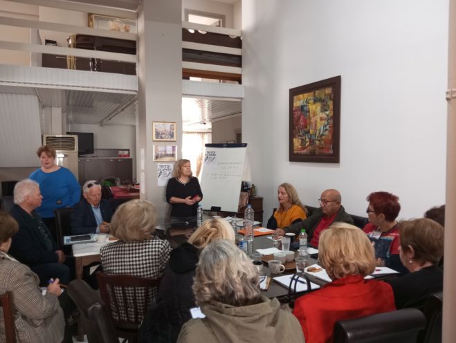 Ο «Δημοσιογραφικός Λόγος» από την Ελένη Τράκα στο Εργαστήρι Δημοσιογραφίας του ΚΑΠΗ Τρίπολης