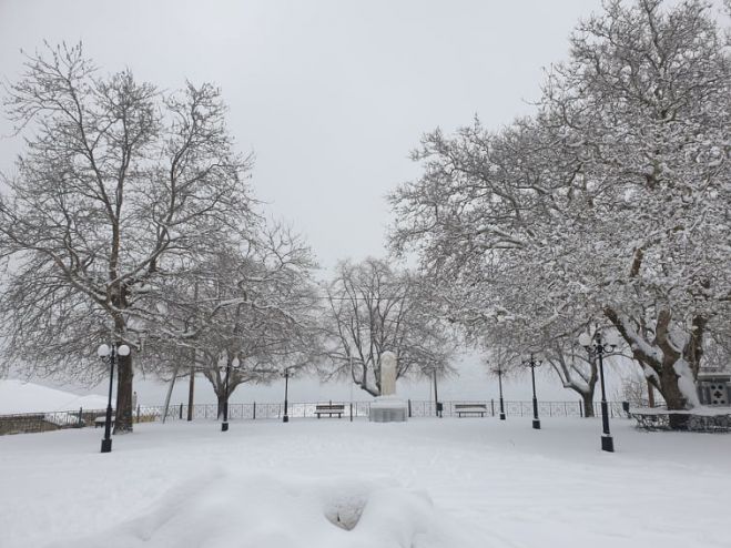 &Kappa;&lambda;&epsilon;&iota;&sigma;&tau;ά &sigma;&chi;&omicron;&lambda;&epsilon;ί&alpha; &tau;&eta;&nu; &Tau;&rho;ί&tau;&eta; &sigma;&epsilon; Ά&gamma;&iota;&omicron; &Pi;έ&tau;&rho;&omicron; &kappa;&alpha;&iota; &Kappa;&alpha;&sigma;&tau;&rho;ί
