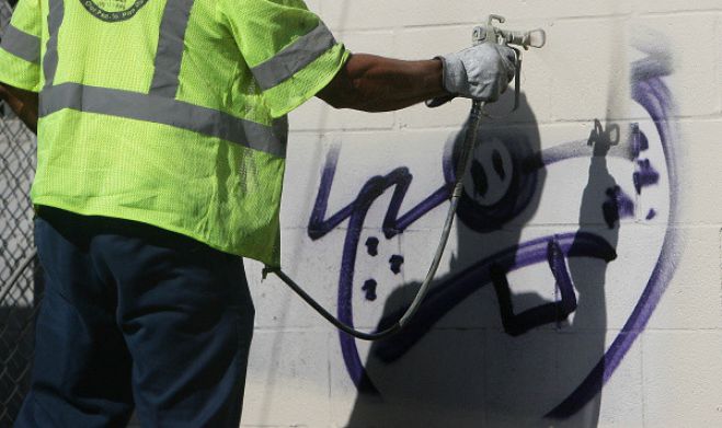 &Beta;&alpha;&nu;&delta;&alpha;&lambda;&iota;&sigma;&mu;ό&sigmaf; &sigma;&tau;&omicron; &delta;&eta;&mu;&omicron;&tau;&iota;&kappa;ό &sigma;&chi;&omicron;&lambda;&epsilon;ί&omicron; &Epsilon;&lambda;&alpha;&iota;&omicron;&chi;&omega;&rho;ί&omicron;&upsilon; - &Tau;&omicron; &mu;ή&nu;&upsilon;&mu;&alpha; &tau;&omicron;&upsilon; &Pi;&rho;&omicron;έ&delta;&rho;&omicron;&upsilon; &tau;&omicron;&upsilon; &chi;&omega;&rho;&iota;&omicron;ύ
