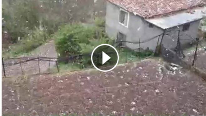 Χιόνι και χαλάζι στο Βαλτεσινίκο (vd)