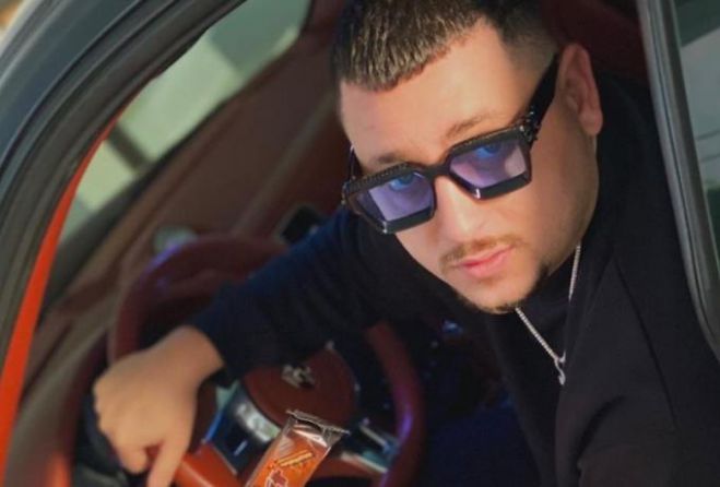 Mad Clip | Χειροπέδες στον γνωστό ράπερ μετά από καταδίωξη (vd)