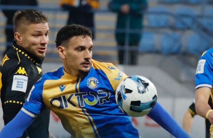 &Mu;&epsilon; &alpha;&upsilon;&tau;&omicron;&gamma;&kappa;ό&lambda; &tau;&omicron;&upsilon; &Iota;&beta;ά&nu;&omicron;&phi; έ&chi;&alpha;&sigma;&epsilon; &omicron; &Alpha;&sigma;&tau;έ&rho;&alpha;&sigmaf; &kappa;&alpha;&iota; &alpha;&pi;&omicron;&mu;&alpha;&kappa;&rho;ύ&nu;&theta;&eta;&kappa;&epsilon; &alpha;&pi;ό &tau;&eta;&nu; &omicron;&kappa;&tau;ά&delta;&alpha;