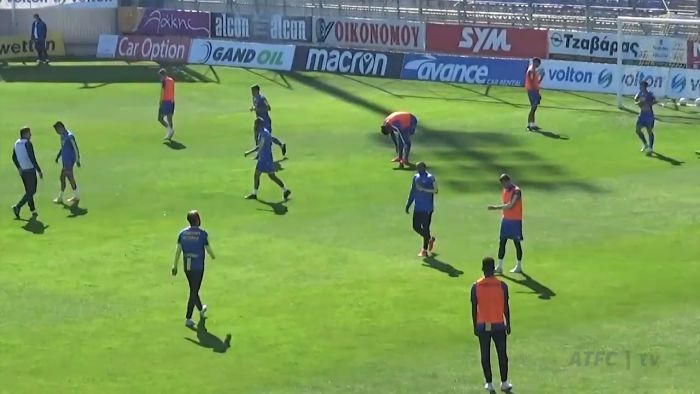 &Delta;&iota;&pi;&lambda;ό &sigma;&tau;&omicron; "&Theta;&epsilon;ό&delta;&omega;&rho;&omicron;&sigmaf; &Kappa;&omicron;&lambda;&omicron;&kappa;&omicron;&tau;&rho;ώ&nu;&eta;&sigmaf;"! (vd)