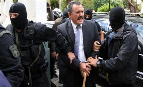 Στον δρόμο για τον Κορυδαλλό και ο Χρήστος Παππάς της Χρυσής Αυγής (vd)