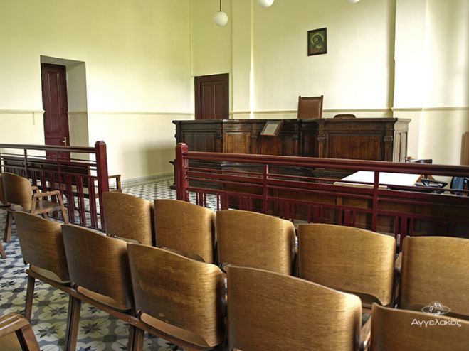 "&Tau;&omicron; &Delta;&iota;&omicron;&iota;&kappa;&eta;&tau;&iota;&kappa;ό &Epsilon;&phi;&epsilon;&tau;&epsilon;ί&omicron; &nu;&alpha; &pi;&alpha;&rho;&alpha;&mu;&epsilon;ί&nu;&epsilon;&iota; &sigma;&tau;&eta;&nu; &Tau;&rho;ί&pi;&omicron;&lambda;&eta;" &zeta;&eta;&tau;ά &omicron; &beta;&omicron;&upsilon;&lambda;&epsilon;&upsilon;&tau;ή&sigmaf; &Pi;&alpha;&pi;&alpha;&eta;&lambda;&iota;&omicron;ύ