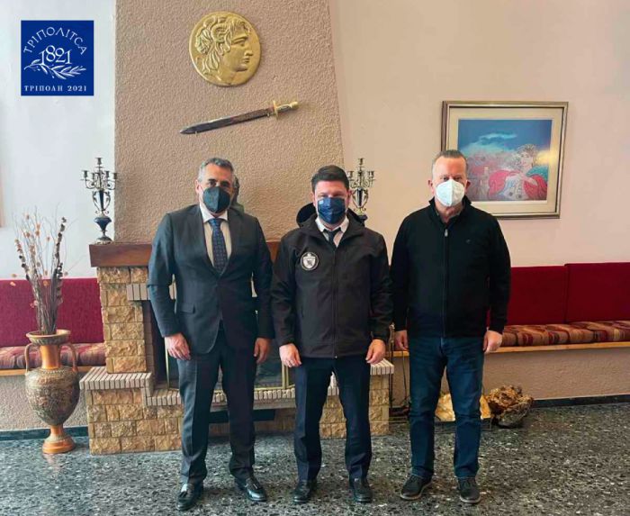 &Tau;&omicron; &zeta;ή&tau;&eta;&mu;&alpha; &epsilon;&pi;&alpha;&nu;&alpha;&lambda;&epsilon;&iota;&tau;&omicron;&upsilon;&rho;&gamma;ί&alpha;&sigmaf; &tau;&omicron;&upsilon; &Kappa;έ&nu;&tau;&rho;&omicron;&upsilon; &Epsilon;&kappa;&pi;&alpha;ί&delta;&epsilon;&upsilon;&sigma;&eta;&sigmaf; &Nu;&epsilon;&omicron;&sigma;&upsilon;&lambda;&lambda;έ&kappa;&tau;&omega;&nu; &tau;&omicron;&upsilon; &Pi;&epsilon;&zeta;&iota;&kappa;&omicron;ύ έ&theta;&epsilon;&sigma;&epsilon; &omicron; &Kappa;ώ&sigma;&tau;&alpha;&sigmaf; &Tau;&zeta;&iota;&omicron;ύ&mu;&eta;&sigmaf; &sigma;&tau;&omicron;&nu; &Upsilon;&phi;&upsilon;&pi;&omicron;&upsilon;&rho;&gamma;ό &Epsilon;&theta;&nu;&iota;&kappa;ή&sigmaf; Ά&mu;&upsilon;&nu;&alpha;&sigmaf;