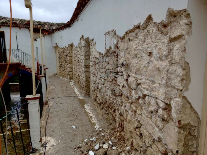 &Lambda;ό&gamma;&omega; &epsilon;&rho;&gamma;&alpha;&sigma;&iota;ώ&nu;, &alpha;&lambda;&lambda;&alpha;&gamma;έ&sigmaf; &sigma;&tau;&eta; &Lambda;&epsilon;&iota;&tau;&omicron;&upsilon;&rho;&gamma;ί&alpha; &tau;&eta;&sigmaf; &Iota;.&Mu;. &Kappa;&alpha;&lambda;&tau;&epsilon;&zeta;ώ&nu;