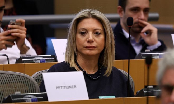 &Mu;&alpha;&rho;ί&alpha; &Kappa;&alpha;&rho;&upsilon;&sigma;&tau;&iota;&alpha;&nu;&omicron;ύ &alpha;&pi;ό &Epsilon;&upsilon;&rho;&omega;&kappa;&omicron;&iota;&nu;&omicron;&beta;&omicron;ύ&lambda;&iota;&omicron;: &laquo;&Eta; &phi;&omega;&nu;ή &mu;&alpha;&sigmaf; &epsilon;&nu;ώ&theta;&eta;&kappa;&epsilon; &mu;&alpha;&zeta;ί &mu;&epsilon; &alpha;&upsilon;&tau;ή&nu; 1,3 &epsilon;&kappa;&alpha;&tau;. &Epsilon;&lambda;&lambda;ή&nu;&omega;&nu;&raquo;
