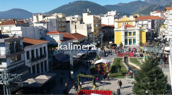 &Sigma;&upsilon;&mu;&beta;&alpha;ί&nu;&epsilon;&iota; &tau;ώ&rho;&alpha;: Ό&lambda;&eta; &eta; &pi;ό&lambda;&eta; &hellip; &mu;ί&alpha; &gamma;&iota;&omicron;&rho;&tau;ή! (&epsilon;&iota;&kappa;ό&nu;&epsilon;&sigmaf;)