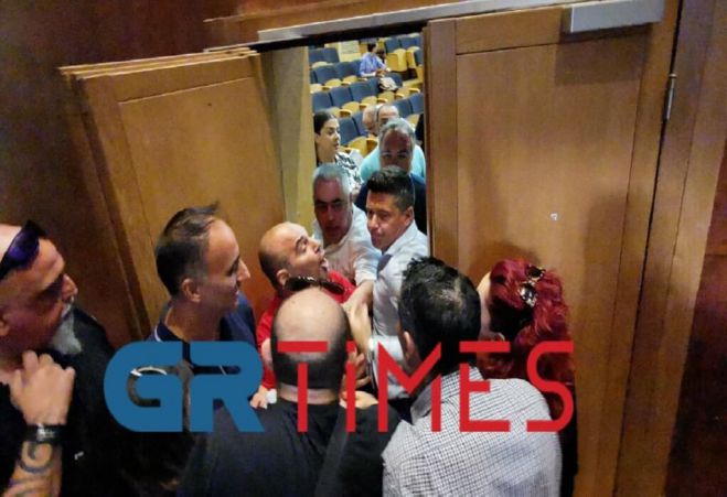 &Pi;&iota;ά&sigma;&tau;&eta;&kappa;&alpha;&nu; &sigma;&tau;&alpha; &chi;έ&rho;&iota;&alpha; &sigma;&tau;&omicron; &delta;&eta;&mu;&omicron;&tau;&iota;&kappa;ό &sigma;&upsilon;&mu;&beta;&omicron;ύ&lambda;&iota;&omicron; &Kappa;&alpha;&lambda;&alpha;&mu;&alpha;&rho;&iota;ά&sigmaf;! (vd)