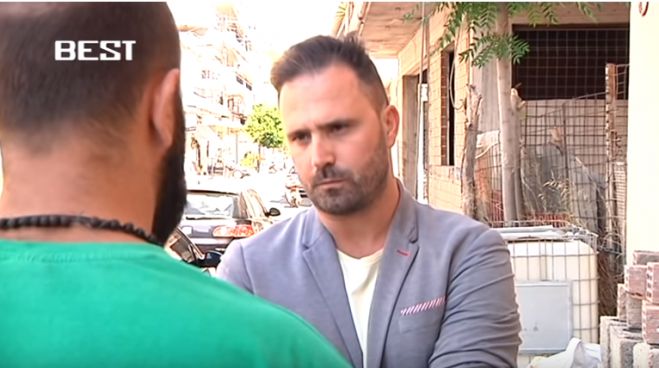 «Ο κ. Κωνσταντινέας το ξεκίνησε, εμείς πήγαμε να τους χωρίσουμε» δηλώνει μέλος των &quot;Bulldogs&quot; της Καλαμάτας (vd)