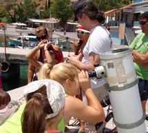 &Tau;&eta;&lambda;&epsilon;&sigma;&kappa;ό&pi;&iota;&alpha; &sigma;&tau;&eta;&nu; &Pi;&lambda;ά&kappa;&alpha; &Lambda;&epsilon;&omega;&nu;&iota;&delta;ί&omicron;&upsilon;! (video)