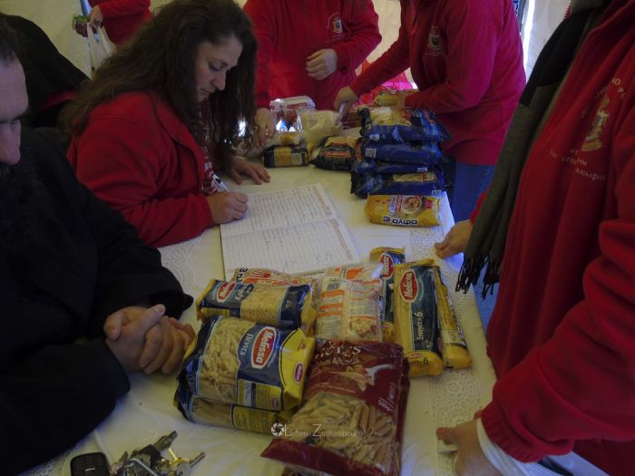 &Gamma;&epsilon;&mu;ί&zeta;&epsilon;&iota; &mu;&epsilon; &tau;&rho;ό&phi;&iota;&mu;&alpha; &tau;&omicron; "&kappa;&alpha;&lambda;ά&theta;&iota;" &gamma;&iota;&alpha; &phi;&tau;&omega;&chi;&omicron;ύ&sigmaf; &sigma;&tau;&eta;&nu; &Tau;&rho;ί&pi;&omicron;&lambda;&eta;! (&epsilon;&iota;&kappa;ό&nu;&epsilon;&sigmaf;)