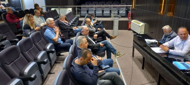 &Mu;&epsilon;&lambda;έ&tau;&eta; &gamma;&iota;&alpha; &tau;&eta; &delta;&eta;&mu;&iota;&omicron;&upsilon;&rho;&gamma;ί&alpha; &Kappa;έ&nu;&tau;&rho;&omicron;&upsilon; &Nu;&epsilon;&alpha;&nu;&iota;&kappa;ή&sigmaf; &Epsilon;&pi;&iota;&chi;&epsilon;&iota;&rho;&eta;&mu;&alpha;&tau;&iota;&kappa;ό&tau;&eta;&tau;&alpha;&sigmaf; &kappa;&alpha;&iota; &Alpha;&nu;ά&pi;&tau;&upsilon;&xi;&eta;&sigmaf; &pi;&alpha;&rho;&omicron;&upsilon;&sigma;&iota;ά&sigma;&tau;&eta;&kappa;&epsilon; &sigma;&tau;&eta; &Gamma;&omicron;&rho;&tau;&upsilon;&nu;ί&alpha;