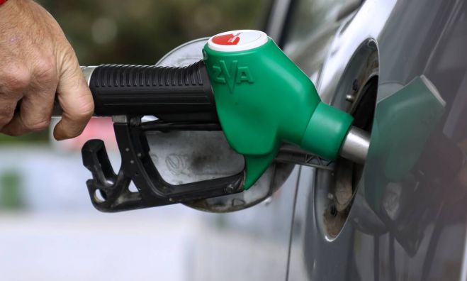 Fuel Pass 2 | &Omicron;&iota; &delta;ύ&omicron; &epsilon;&pi;&iota;&lambda;&omicron;&gamma;έ&sigmaf; &gamma;&iota;&alpha; &nu;&alpha; &pi;ά&rho;&epsilon;&tau;&epsilon; &tau;&omicron; &epsilon;&pi;ί&delta;&omicron;&mu;&alpha; &beta;&epsilon;&nu;&zeta;ί&nu;&eta;&sigmaf; - &Pi;ό&tau;&epsilon; &mu;&pi;&alpha;ί&nu;&omicron;&upsilon;&nu; &tau;&alpha; &chi;&rho;ή&mu;&alpha;&tau;&alpha;