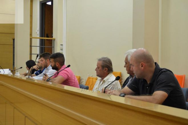 &Delta;&epsilon;&kappa;&tau;ή &eta; &pi;&rho;ό&tau;&alpha;&sigma;&eta; &Pi;&alpha;&pi;&omicron;ύ&lambda;&iota;&alpha; &nu;&alpha; &alpha;&nu;&tau;&iota;&kappa;&alpha;&tau;&alpha;&sigma;&tau;&alpha;&theta;&omicron;ύ&nu; &tau;&alpha; &kappa;&alpha;&tau;&epsilon;&sigma;&tau;&rho;&alpha;&mu;&mu;έ&nu;&alpha; &delta;έ&nu;&delta;&rho;&alpha; &tau;&eta;&sigmaf; &Pi;&epsilon;&tau;&rho;&iota;&nu;&omicron;ύ