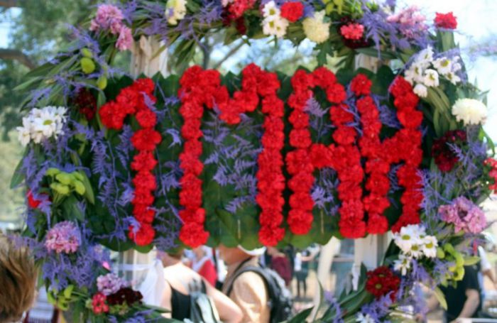 &Tau;&omicron; &Epsilon;&Kappa;&Alpha; &gamma;&iota;&alpha; &tau;&eta;&nu; &Epsilon;&rho;&gamma;&alpha;&tau;&iota;&kappa;ή &Pi;&rho;&omega;&tau;&omicron;&mu;&alpha;&gamma;&iota;ά