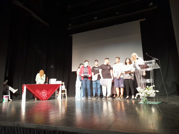 &Beta;&rho;&alpha;&beta;&epsilon;&upsilon;&tau;ή&kappa;&alpha;&nu; &mu;&alpha;&theta;&eta;&tau;έ&sigmaf; &kappa;&alpha;&iota; &mu;&alpha;&theta;ή&tau;&rho;&iota;&epsilon;&sigmaf; &alpha;&pi;ό &tau;&eta;&nu; &Alpha;&rho;&kappa;&alpha;&delta;ί&alpha; &gamma;&iota;&alpha; &delta;&iota;&alpha;&kappa;&rho;ί&sigma;&epsilon;&iota;&sigmaf; &sigma;&epsilon; &epsilon;&kappa;&pi;&alpha;&iota;&delta;&epsilon;&upsilon;&tau;&iota;&kappa;ό &delta;&iota;&alpha;&gamma;&omega;&nu;&iota;&sigma;&mu;ό (&epsilon;&iota;&kappa;ό&nu;&epsilon;&sigmaf;)