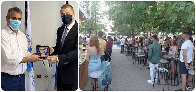 &Upsilon;&phi;&upsilon;&pi;&omicron;&upsilon;&rho;&gamma;ό&sigmaf; &Epsilon;&theta;&nu;&iota;&kappa;ή&sigmaf; Ά&mu;&upsilon;&nu;&alpha;&sigmaf; &sigma;&epsilon; &Tau;&zeta;&iota;&omicron;ύ&mu;&eta;: "&Alpha;&upsilon;&tau;ή &eta; &epsilon;&iota;&kappa;ό&nu;&alpha; &tau;&eta;&sigmaf; &Tau;&rho;ί&pi;&omicron;&lambda;&eta;&sigmaf; &mu;ά&sigmaf; &gamma;&epsilon;&mu;ί&zeta;&epsilon;&iota; &upsilon;&pi;&epsilon;&rho;&eta;&phi;ά&nu;&epsilon;&iota;&alpha; &kappa;&alpha;&iota; &sigma;&upsilon;&gamma;&kappa;ί&nu;&eta;&sigma;&eta;"
