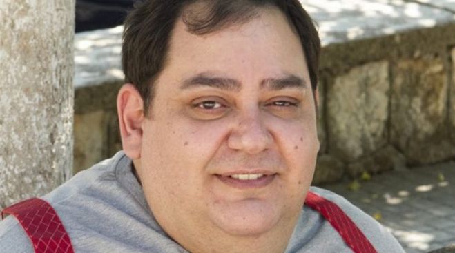 «Έφυγε» σε ηλικία 36 ετών ο ηθοποιός Βαγγέλης Ρωμνιός