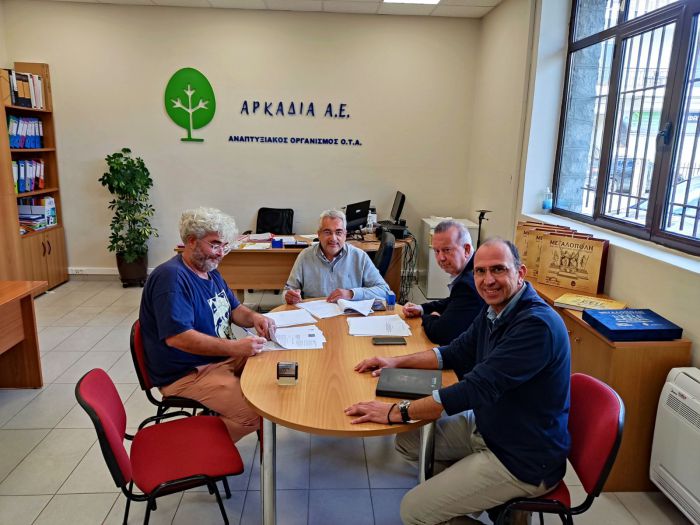 Υπογραφές για το έργο «Κατασκευή ιερού Ναού και περιβάλλοντος χώρου Μετοχίου Σινά στο Κοτύλιο»