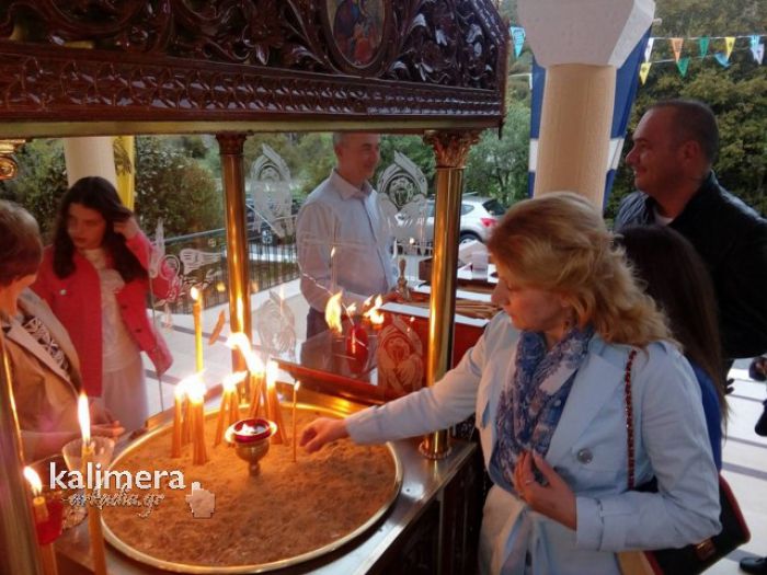 H λιτανεία της Εικόνας του Νεομάρτυρα Δημητρίου στο Μερκοβούνι (vd)