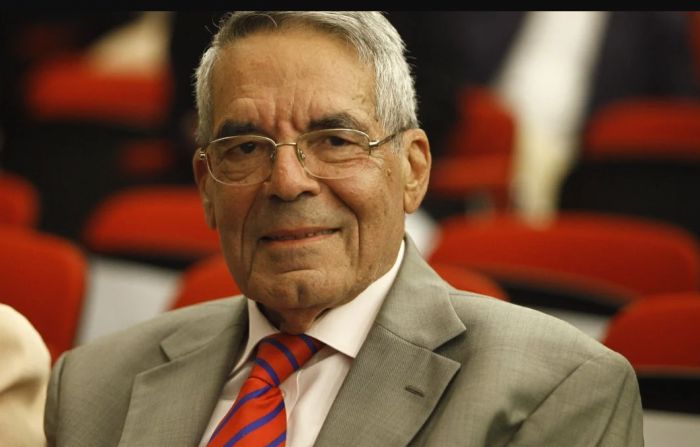 "Έ&phi;&upsilon;&gamma;&epsilon;" &alpha;&pi;ό &tau;&eta; &zeta;&omega;ή &omicron; &pi;&rho;ώ&eta;&nu; &upsilon;&pi;&omicron;&upsilon;&rho;&gamma;ό&sigmaf; &Iota;&omega;ά&nu;&nu;&eta;&sigmaf; &Pi;&alpha;&lambda;&alpha;&iota;&omicron;&kappa;&rho;&alpha;&sigma;&sigma;ά&sigmaf;