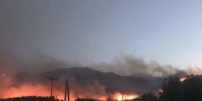 &Phi;&omega;&tau;&iota;ά &Alpha;&nu;&alpha;&tau;&omicron;&lambda;&iota;&kappa;ή &Mu;ά&nu;&eta; | &Epsilon;&kappa;&kappa;&epsilon;&nu;ώ&sigma;&epsilon;&iota;&sigmaf; &omicron;&iota;&kappa;&iota;&sigma;&mu;ώ&nu; &kappa;&alpha;&iota; &kappa;ά&mu;&pi;&iota;&nu;&gamma;&kappa; &ndash; &Mu;ά&chi;&eta; &mu;&epsilon; &tau;&iota;&sigmaf; &phi;&lambda;ό&gamma;&epsilon;&sigmaf;