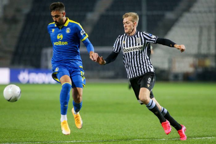 &Tau;&alpha; &gamma;&kappa;&omicron;&lambda; &tau;&eta;&sigmaf; ή&tau;&tau;&alpha;&sigmaf; &tau;&omicron;&upsilon; &Alpha;&sigma;&tau;έ&rho;&alpha; &sigma;&tau;&eta;&nu; &Tau;&omicron;ύ&mu;&pi;&alpha; (vd)