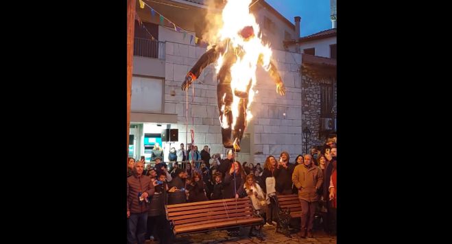 Δημητσάνα | Κάηκε και φέτος ο "Μακαρονάς"! (εικόνες - βίντεο)