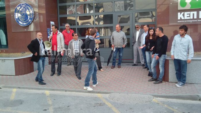 Διαμαρτυρία για τα σκουπίδια: «Να φύγουν άμεσα από την πόλη και τα χωριά του Δήμου Τρίπολης» (vd)!