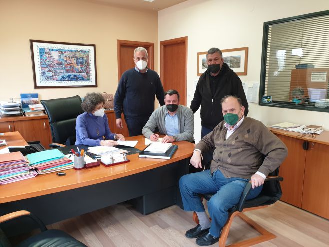 &Mu;&epsilon;&lambda;&iota;&gamma;&omicron;ύ &Kappa;&upsilon;&nu;&omicron;&upsilon;&rho;ί&alpha;&sigmaf; | &Alpha;&nu;&tau;&alpha;&lambda;&lambda;&alpha;&gamma;ή &omicron;&iota;&kappa;&omicron;&pi;έ&delta;&omega;&nu; &gamma;&iota;&alpha; &tau;&eta; &delta;&iota;&alpha;&mu;ό&rho;&phi;&omega;&sigma;&eta; &epsilon;&nu;ό&sigmaf; &epsilon;&nu;&iota;&alpha;ί&omicron;&upsilon; &kappa;&omicron;&iota;&nu;ό&chi;&rho;&eta;&sigma;&tau;&omicron;&upsilon; &chi;ώ&rho;&omicron;&upsilon;-&pi;&lambda;&alpha;&tau;&epsilon;ί&alpha;&sigmaf;