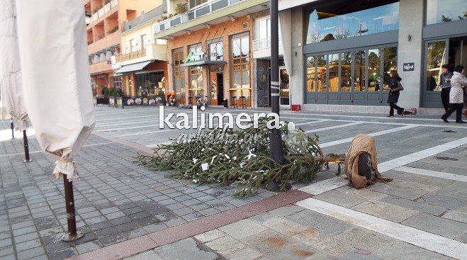 &Pi;&omicron;&lambda;ύ &delta;&upsilon;&nu;&alpha;&tau;ό&sigmaf; &alpha;έ&rho;&alpha;&sigmaf; &sigma;&tau;&eta;&nu; &pi;ό&lambda;&eta; &tau;&eta;&sigmaf; &Tau;&rho;ί&pi;&omicron;&lambda;&eta;&sigmaf; (&epsilon;&iota;&kappa;ό&nu;&epsilon;&sigmaf;)