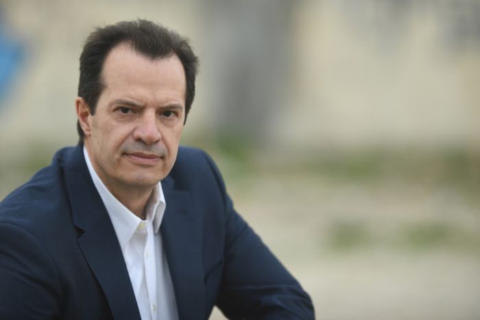 Μήνυμα Δέδε σε Τατούλη: "Δική μου απόφαση αν και πότε θα παραιτηθώ από τη θέση του Γενικού Γραμματέα Υποδομών"
