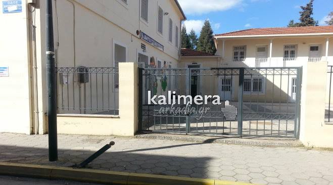 &Tau;&alpha; &delta;&iota;&alpha;&lambda;&upsilon;&mu;έ&nu;&alpha; &kappa;&omicron;&lambda;&omicron;&nu;ά&kappa;&iota;&alpha; έ&xi;&omega; &alpha;&pi;ό &tau;&omicron; 9&omicron; &Delta;&eta;&mu;&omicron;&tau;&iota;&kappa;ό (&epsilon;&iota;&kappa;ό&nu;&epsilon;&sigmaf;)