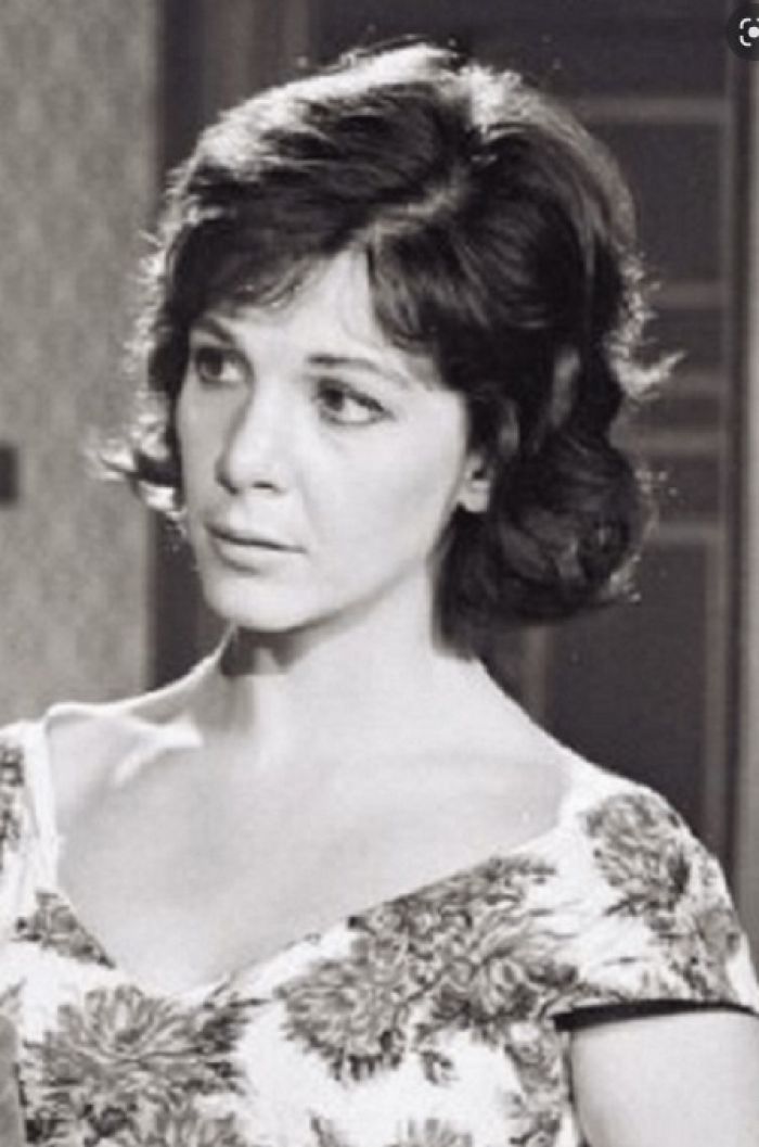 "Έ&phi;&upsilon;&gamma;&epsilon;" &eta; &sigma;&pi;&omicron;&upsilon;&delta;&alpha;ί&alpha; &eta;&theta;&omicron;&pi;&omicron;&iota;ό&sigmaf;, &Beta;&omicron;ύ&lambda;&alpha; &Chi;&alpha;&rho;&iota;&lambda;ά&omicron;&upsilon;