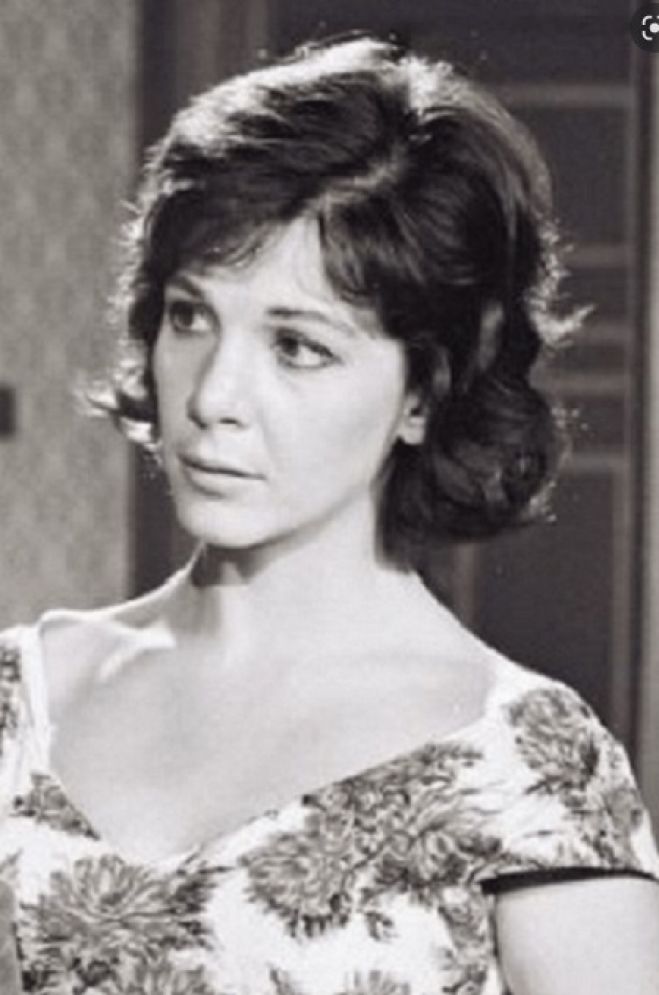 "Έ&phi;&upsilon;&gamma;&epsilon;" &eta; &sigma;&pi;&omicron;&upsilon;&delta;&alpha;ί&alpha; &eta;&theta;&omicron;&pi;&omicron;&iota;ό&sigmaf;, &Beta;&omicron;ύ&lambda;&alpha; &Chi;&alpha;&rho;&iota;&lambda;ά&omicron;&upsilon;