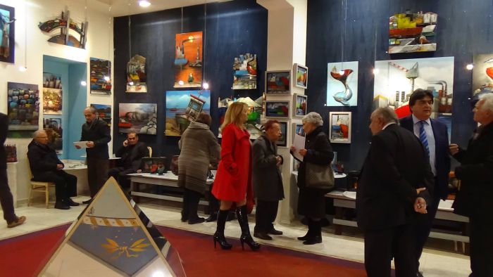 Τέχνη - Έκθεση του Δημήτρη Ματαράγκα εγκαινιάστηκε στην Τρίπολη (εικόνες)