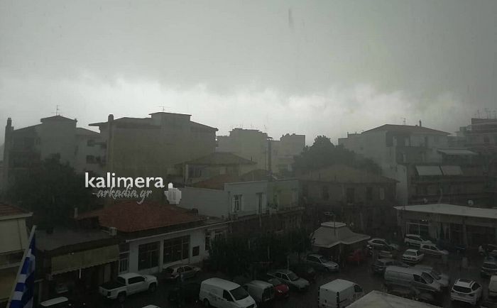 &Eta; &mu;έ&rho;&alpha; έ&gamma;&iota;&nu;&epsilon; ... &nu;ύ&chi;&tau;&alpha; &sigma;&tau;&eta;&nu; &Tau;&rho;ί&pi;&omicron;&lambda;&eta; | &Iota;&sigma;&chi;&upsilon;&rho;ή &kappa;&alpha;&tau;&alpha;&iota;&gamma;ί&delta;&alpha; &kappa;&alpha;&iota; &chi;&alpha;&lambda;ά&zeta;&iota; &sigma;&tau;&eta;&nu; &pi;ό&lambda;&eta;! (vd)