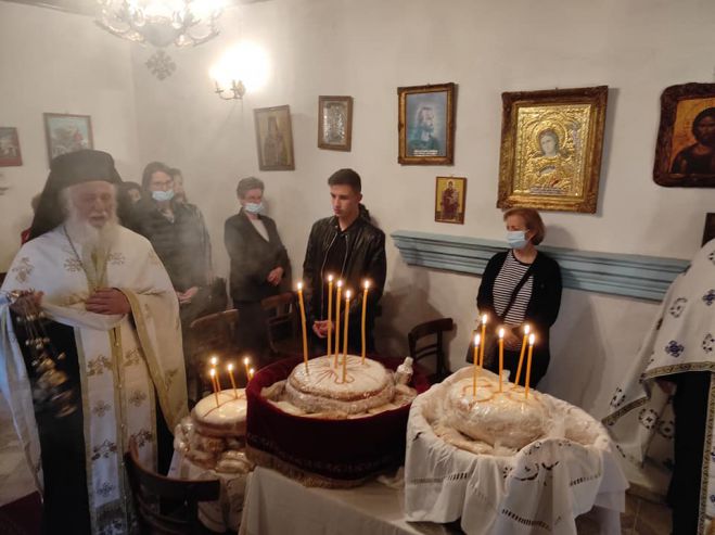 &Omicron; &Epsilon;&sigma;&pi;&epsilon;&rho;&iota;&nu;ό&sigmaf; &tau;&eta;&sigmaf; &Alpha;&nu;&alpha;&lambda;ή&psi;&epsilon;&omega;&sigmaf; &sigma;&tau;&eta;&nu; &Tau;&rho;ί&pi;&omicron;&lambda;&eta; (&epsilon;&iota;&kappa;ό&nu;&epsilon;&sigmaf;)