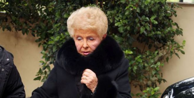 Μετά τα παιδιά της, έχασε και την αδερφή της η Βέφα Αλεξιάδου... (vd)