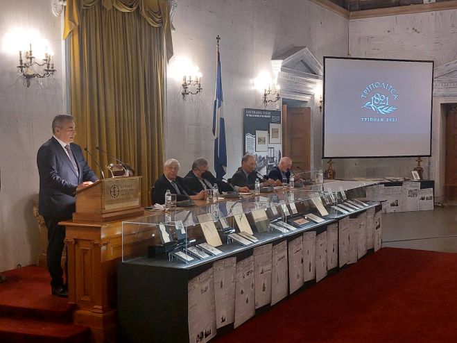 &Omicron; &Lambda;ό&gamma;&omicron;&sigmaf; &tau;&omicron;&upsilon; &Delta;&eta;&mu;ά&rho;&chi;&omicron;&upsilon; &Tau;&rho;ί&pi;&omicron;&lambda;&eta;&sigmaf; &Kappa;&omega;&nu;&sigma;&tau;&alpha;&nu;&tau;ί&nu;&omicron;&upsilon; &Tau;&zeta;&iota;&omicron;ύ&mu;&eta; &kappa;&alpha;&tau;ά &tau;&eta;&nu; &pi;&alpha;&rho;&omicron;&upsilon;&sigma;ί&alpha;&sigma;&eta; &tau;&eta;&sigmaf; έ&kappa;&delta;&omicron;&sigma;&eta;&sigmaf; &laquo;&Eta; &Alpha;&rho;&kappa;&alpha;&delta;ί&alpha; &tau;&omega;&nu; &Pi;&epsilon;&rho;&iota;&eta;&gamma;&eta;&tau;ώ&nu;&raquo; (vd)