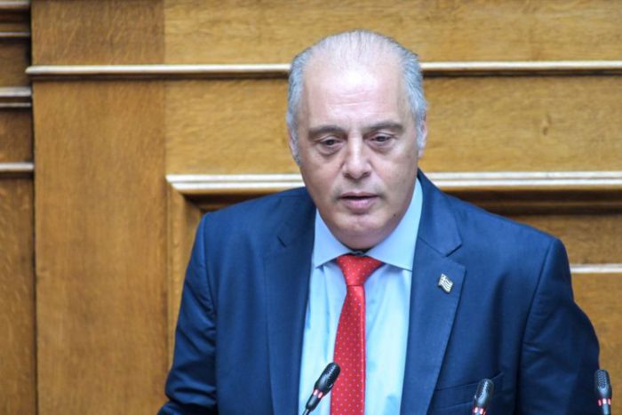 &Beta;&epsilon;&lambda;ό&pi;&omicron;&upsilon;&lambda;&omicron;&sigmaf;: "&Omicron;&iota; &epsilon;&pi;ό&mu;&epsilon;&nu;&epsilon;&sigmaf; &mu;έ&rho;&epsilon;&sigmaf; ή &mu;ή&nu;&epsilon;&sigmaf; &theta;&alpha; &epsilon;ί&nu;&alpha;&iota; &delta;ύ&sigma;&kappa;&omicron;&lambda;&epsilon;&sigmaf; &gamma;&iota;&alpha; &tau;&omicron;&nu; &epsilon;&lambda;&lambda;&eta;&nu;&iota;&kappa;ό &lambda;&alpha;ό &kappa;&alpha;&iota; &tau;&eta;&nu; &pi;&alpha;&tau;&rho;ί&delta;&alpha;"
