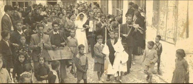 "&Sigma;&omicron;&upsilon; '&pi;&alpha; &mu;ά&nu;&alpha; &pi;ά&nu;&tau;&rho;&epsilon;&psi;έ &mu;&epsilon;" .. &sigma;&tau;&eta; &Beta;&upsilon;&tau;ί&nu;&alpha;!