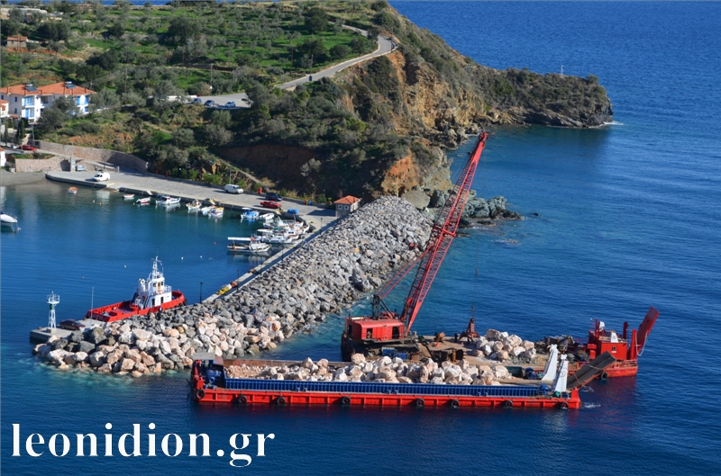 &Nu;ό&tau;&iota;&alpha; &Kappa;&upsilon;&nu;&omicron;&upsilon;&rho;ί&alpha; - &Epsilon;&rho;&gamma;&alpha;&sigma;ί&epsilon;&sigmaf; &theta;&omega;&rho;ά&kappa;&iota;&sigma;&eta;&sigmaf; &sigma;&tau;&omicron; &lambda;&iota;&mu;ά&nu;&iota; &tau;&eta;&sigmaf; &Sigma;&alpha;&mu;&pi;&alpha;&tau;&iota;&kappa;ή&sigmaf;