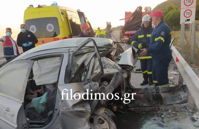 Τροχαίο με δύο νεκρούς στην "Κορίνθου - Πατρών"