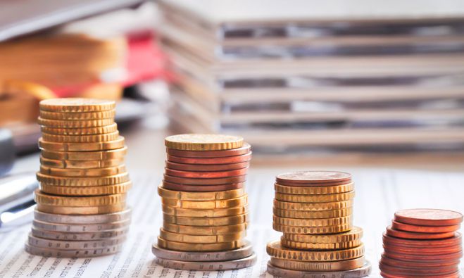 &Epsilon;&Phi;&Kappa;&Alpha; | Έ&rho;&chi;&omicron;&nu;&tau;&alpha;&iota; &epsilon;&pi;&iota;&sigma;&tau;&rho;&omicron;&phi;έ&sigmaf; &chi;&rho;&eta;&mu;ά&tau;&omega;&nu; &sigma;&epsilon; 300.000 &epsilon;&lambda;&epsilon;ύ&theta;&epsilon;&rho;&omicron;&upsilon;&sigmaf; &epsilon;&pi;&alpha;&gamma;&gamma;&epsilon;&lambda;&mu;&alpha;&tau;ί&epsilon;&sigmaf;