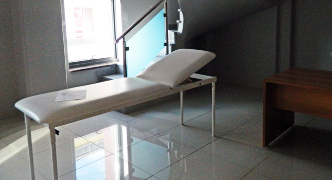 &Epsilon;&xi;&omicron;&pi;&lambda;ί&zeta;&epsilon;&tau;&alpha;&iota; &kappa;&alpha;&iota; &xi;&epsilon;&kappa;&iota;&nu;ά &eta; &lambda;&epsilon;&iota;&tau;&omicron;&upsilon;&rho;&gamma;ί&alpha; &kappa;&omicron;&iota;&nu;&omega;&nu;&iota;&kappa;&omicron;ύ &iota;&alpha;&tau;&rho;&epsilon;ί&omicron;&upsilon; &alpha;&pi;ό &tau;&omicron; &Delta;ή&mu;&omicron; &Tau;&rho;ί&pi;&omicron;&lambda;&eta;&sigmaf; (vd)